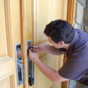Super Locksmith Service Cincinnati, OH 513-494-3067 - house-locksmith